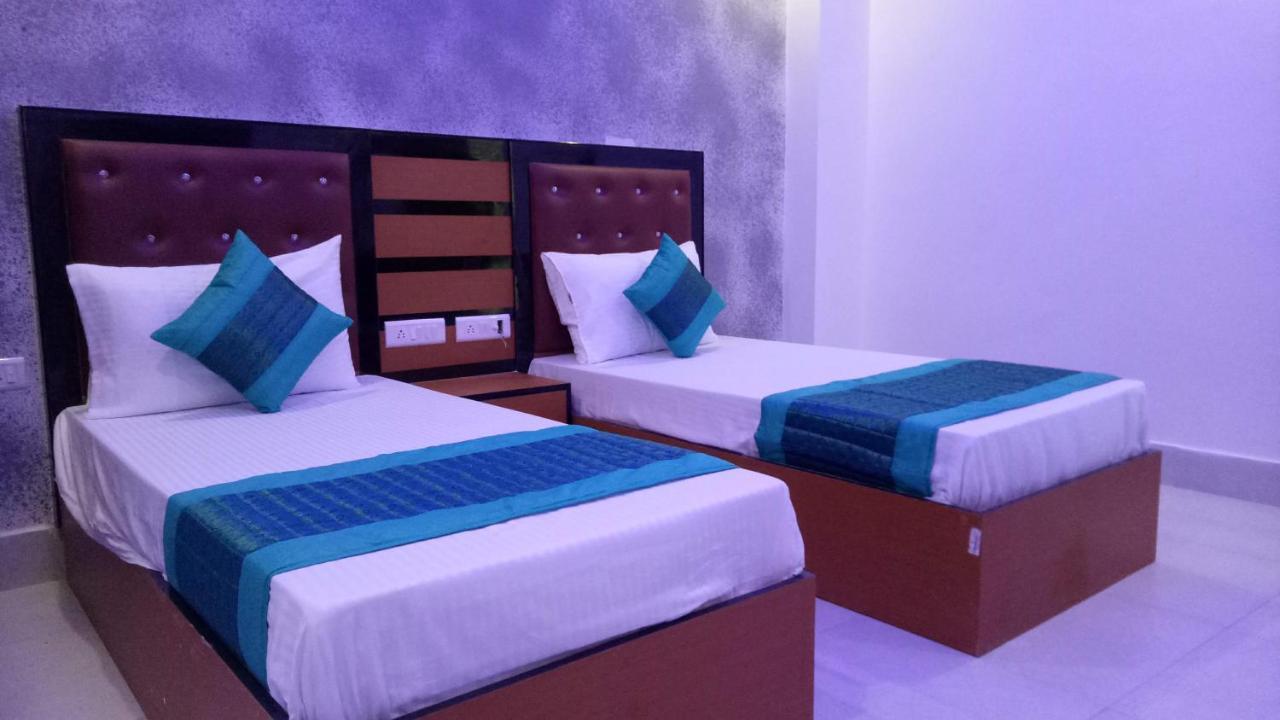 Capital O 13310 Noida Suites Exterior foto