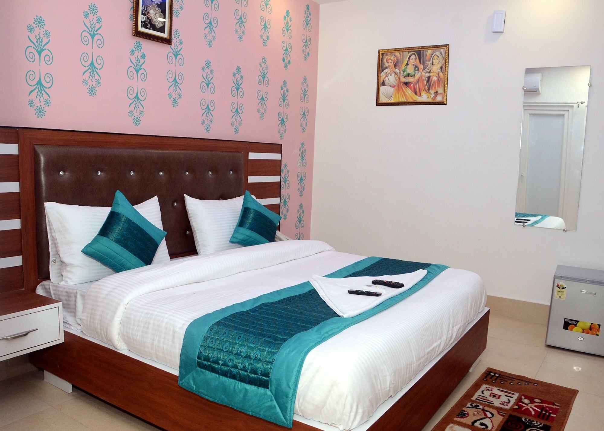 Capital O 13310 Noida Suites Exterior foto